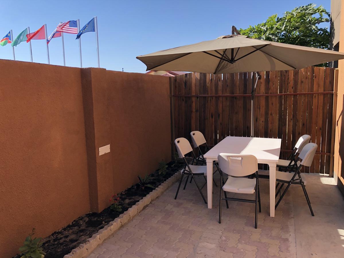 City Lodge Etosha Omuthiya Екстериор снимка