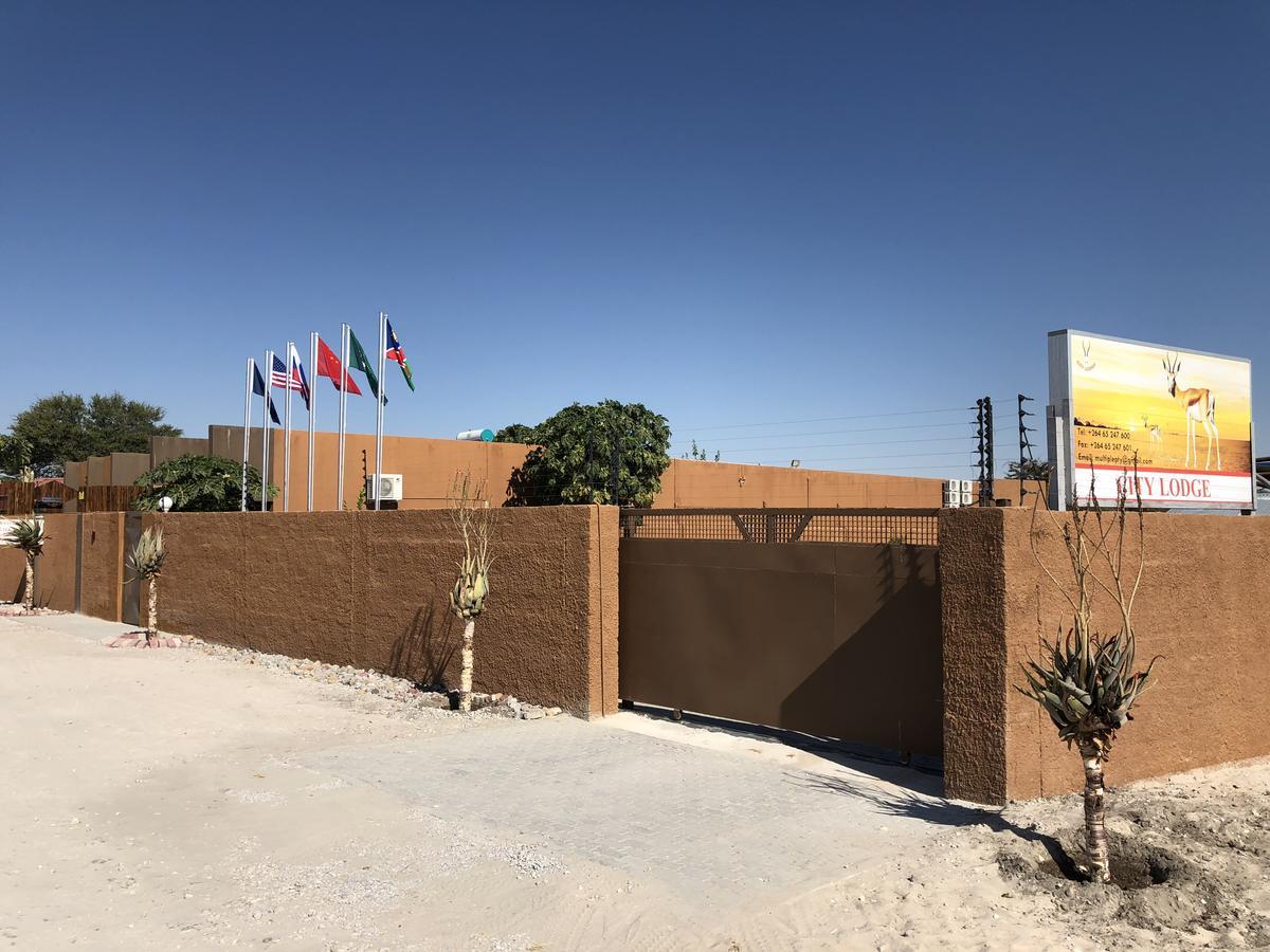 City Lodge Etosha Omuthiya Екстериор снимка